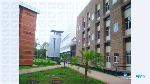 J. S. Cañas Central American University фотография №2