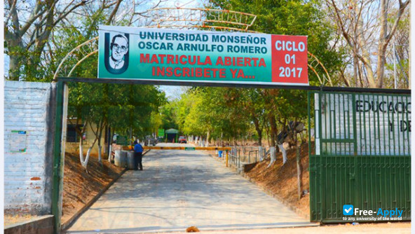 Monseñor Oscar Arnulfo Romero University photo #1