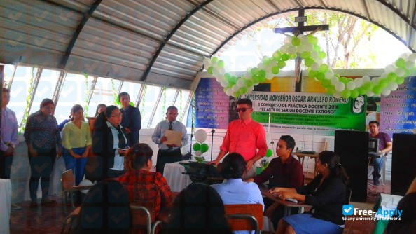 Monseñor Oscar Arnulfo Romero University photo #7