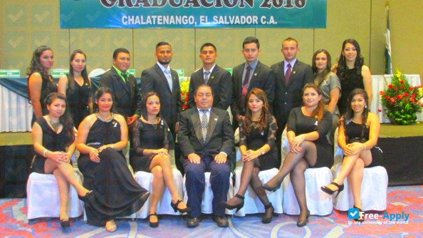 Monseñor Oscar Arnulfo Romero University photo #9