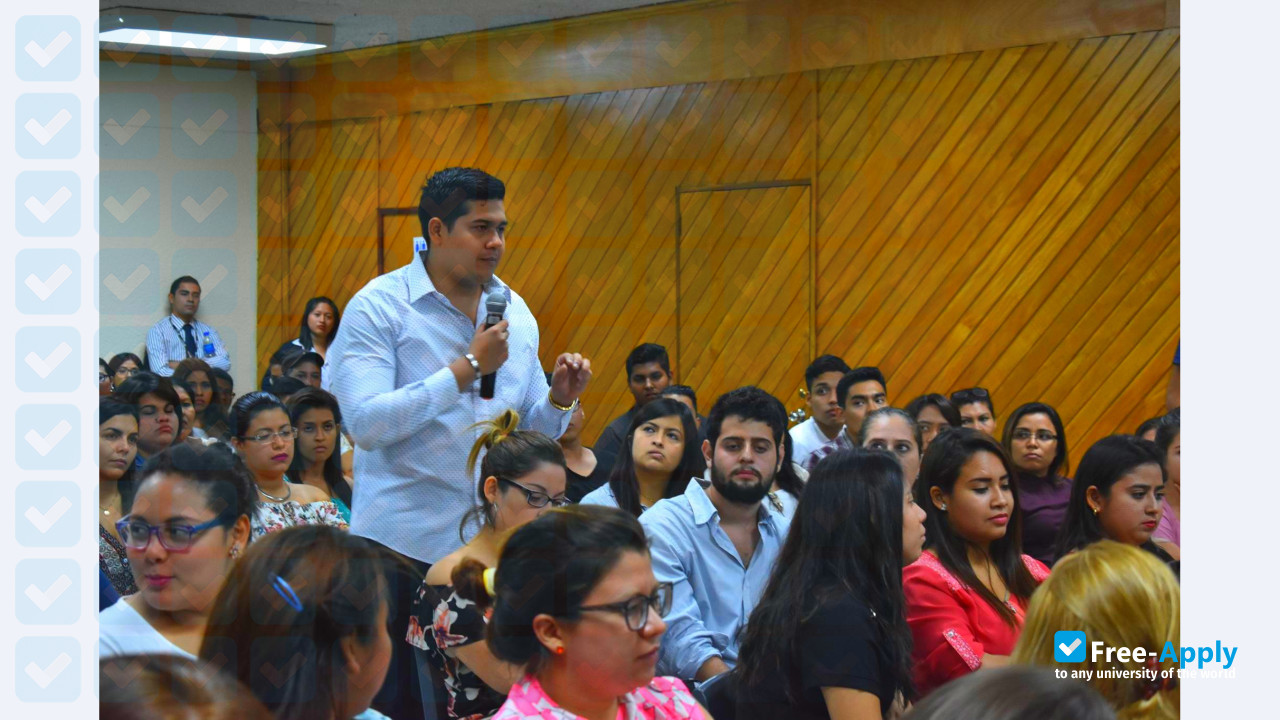 New San Salvador University photo