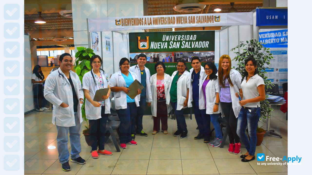 New San Salvador University photo #14