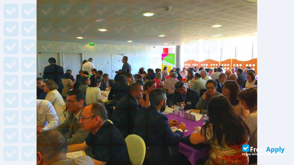 Photo de l’Higher National School of Computer Science for Industry and Enterprise #9