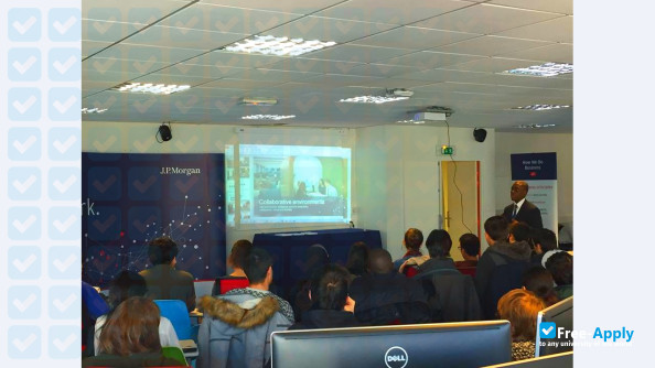 Photo de l’Higher National School of Computer Science for Industry and Enterprise
