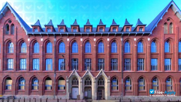 Photo de l’HEI, Graduate school of engineering #9