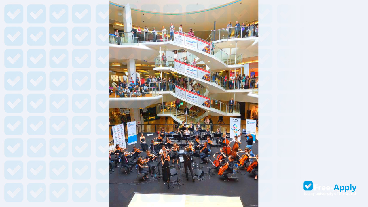 Photo de l’Jean Moulin University Lyon 3 #16