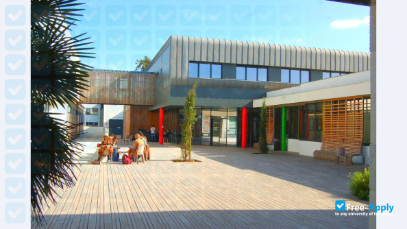 Foto de la Polytechnic Institute of Bordeaux #8