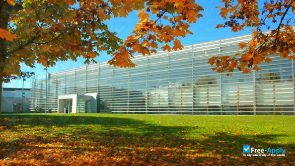 Foto de la Higher National School of Mechanics and Microtechniques #8