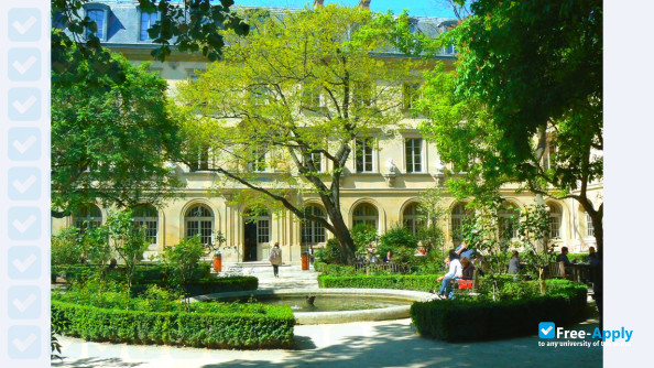Photo de l’Higher Institute of Electronics of Paris #6