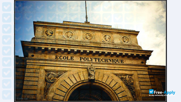 Foto de la Polytechnic School #11