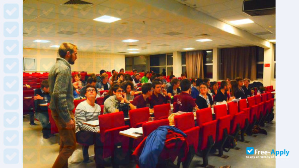 Foto de la Special School of Public Works, Building and Industry #10