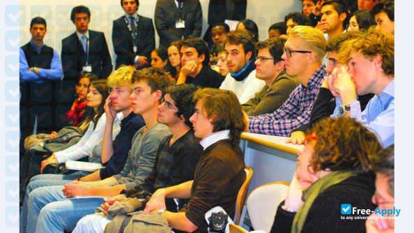 Foto de la Special School of Public Works, Building and Industry #2