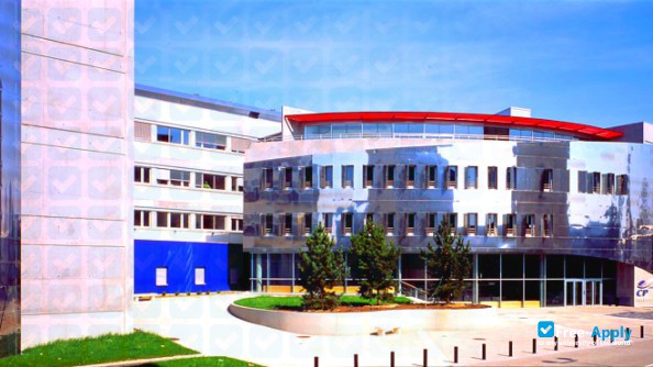 Photo de l’Higher School of Chemistry, Physics, Electronics of Lyon #3