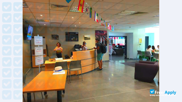 EDHEC Business School photo #5