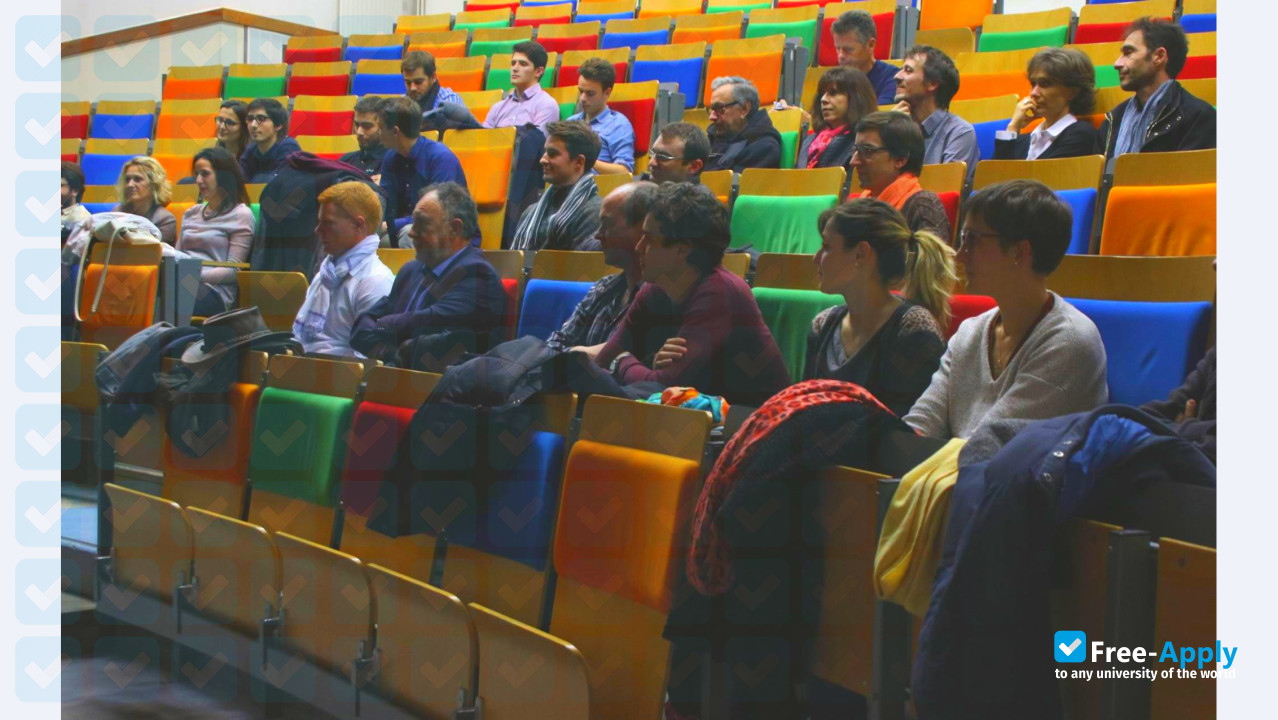 National Institute of Applied Sciences of Toulouse photo #2