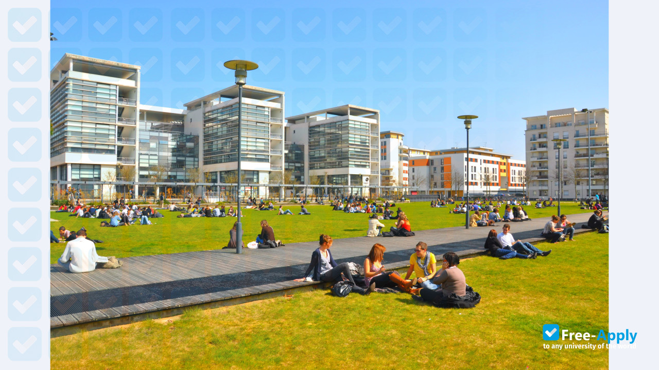 Photo de l’University of Angers #2