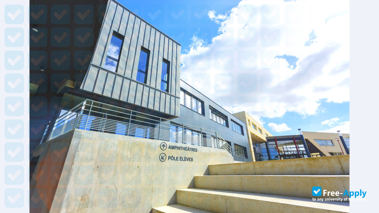 Photo de l’School of Agricultural Engineers #9