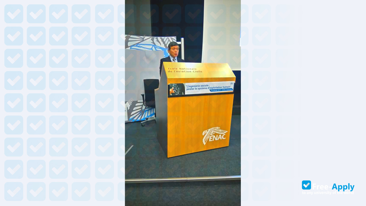 Photo de l’French Civil Aviation University #13