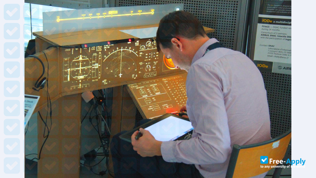 Photo de l’French Civil Aviation University #4