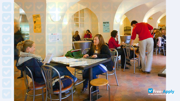 Foto de la Catholic University of Paris #8