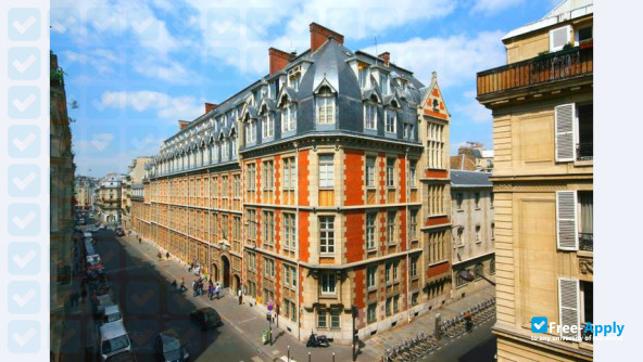Foto de la Catholic University of Paris #15