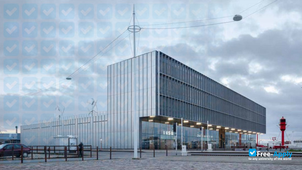 University of Le Havre photo #17