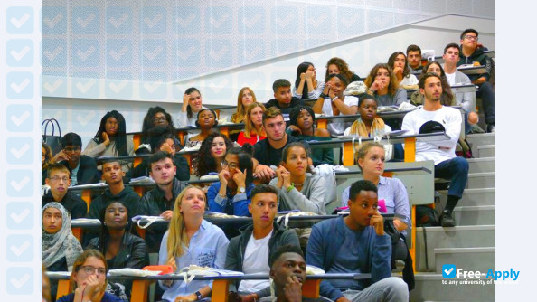 University Paris Sud photo #4