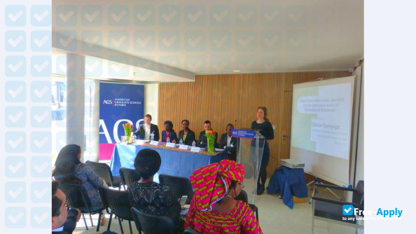 Foto de la American Graduate School in Paris #6