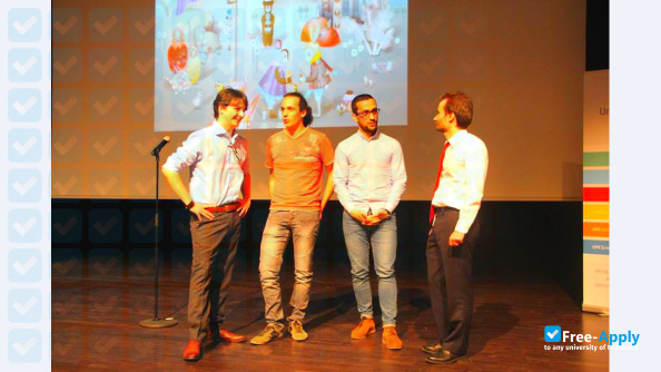 Photo de l’University of Le Mans #18