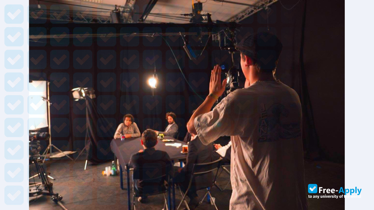 Photo de l’EMC Higher School of Image Professions #4