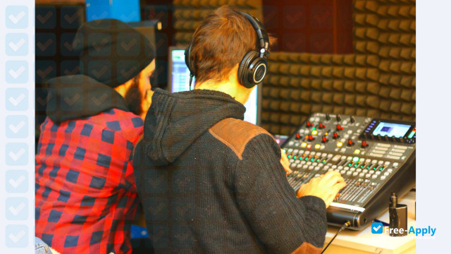 EMC Higher School of Image Professions photo #4