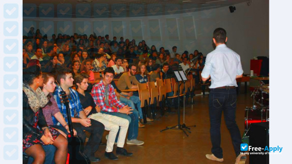 Catholic University of Lyon photo #6