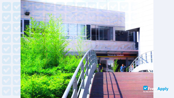 University of Charles de Gaulle Lille 3 photo #3