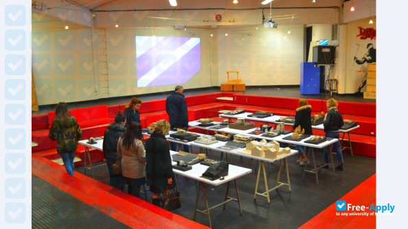Foto de la Toulouse School of Architecture #14
