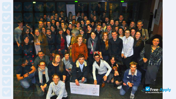 Foto de la Toulouse School of Architecture #2