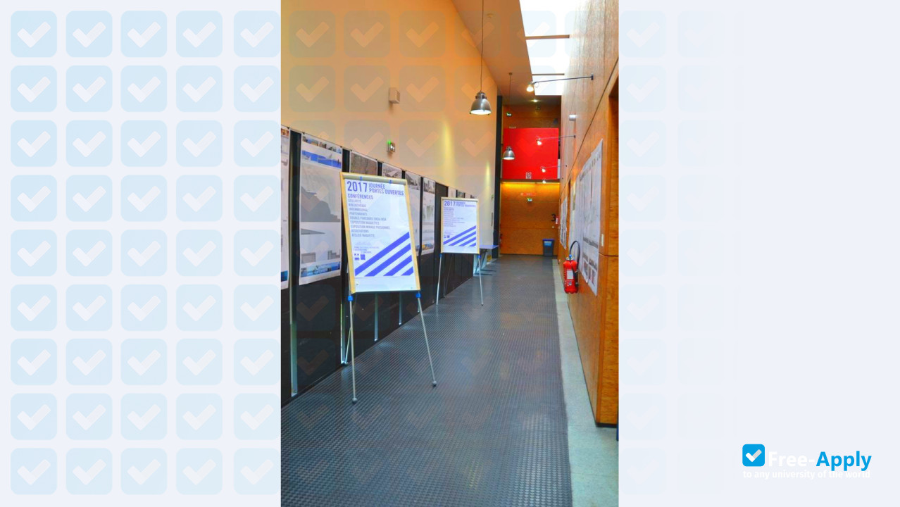 Foto de la Toulouse School of Architecture #10