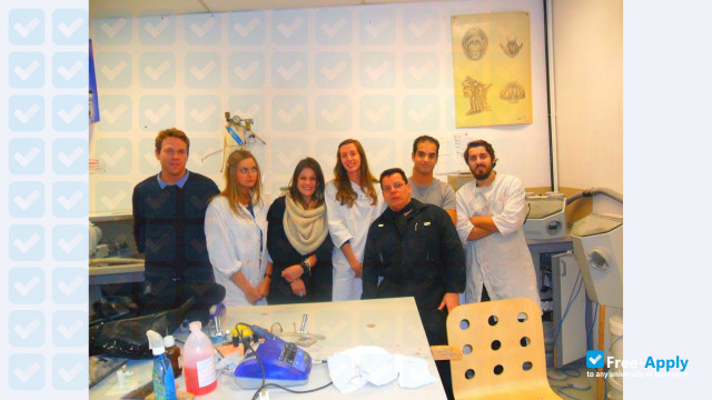 Ecole Dentaire Française photo #11