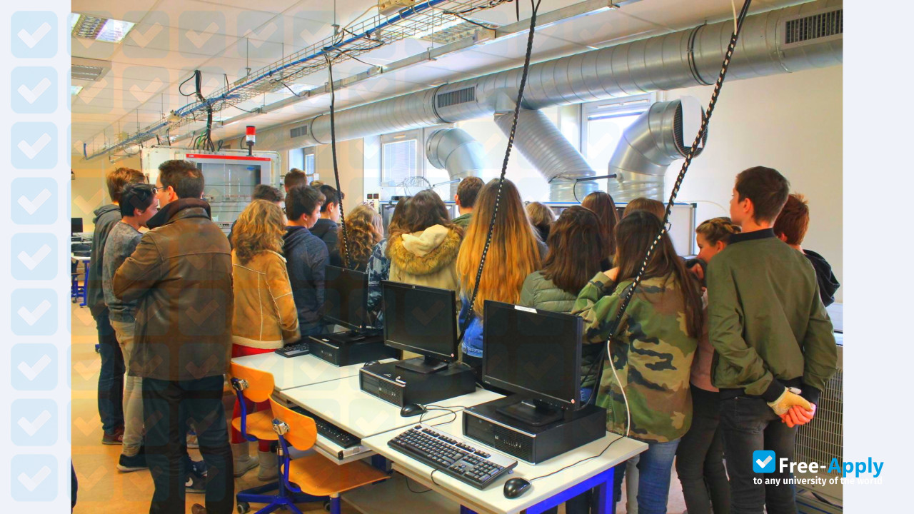 Industrial Training Center of the Paris Chamber of Commerce and Industry photo #2