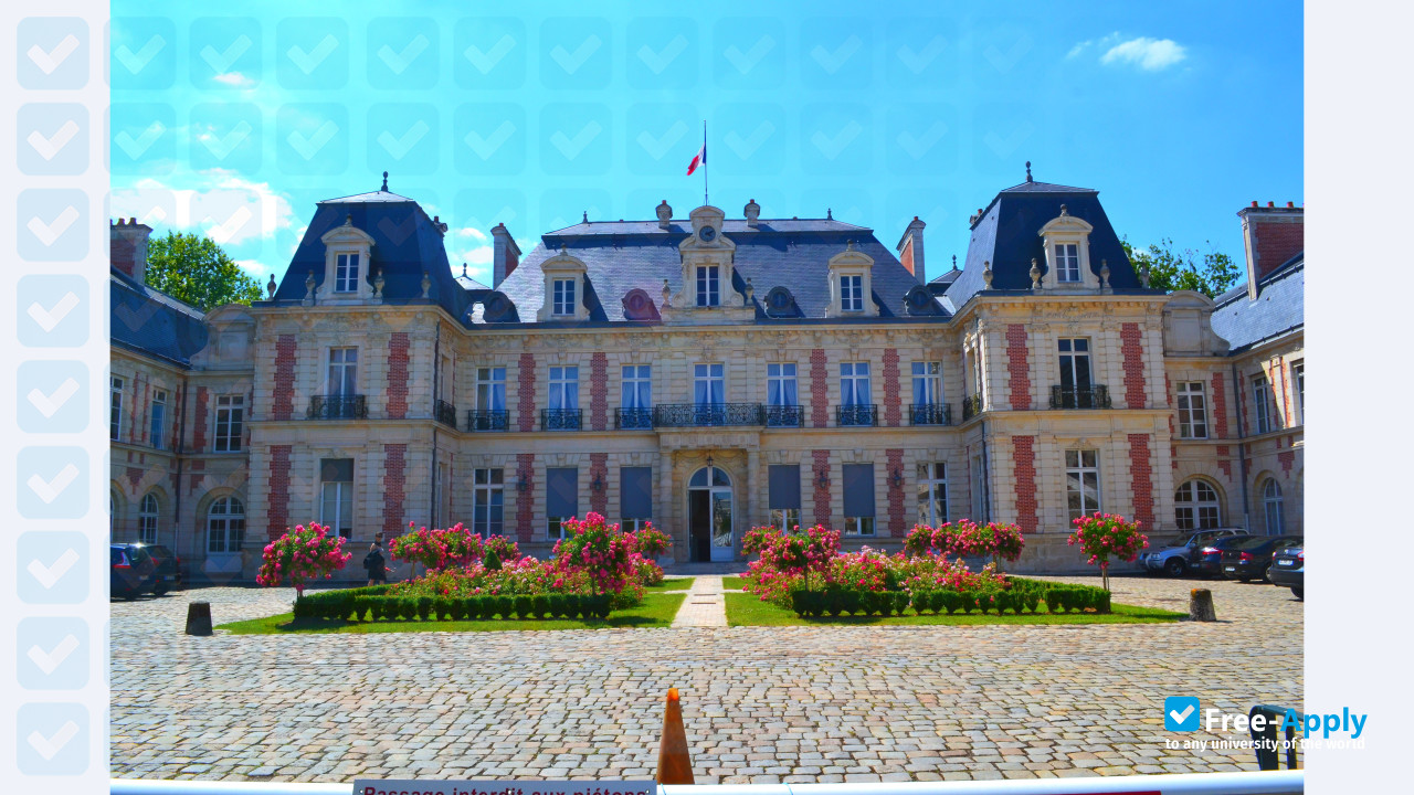 University of Poitiers photo #5