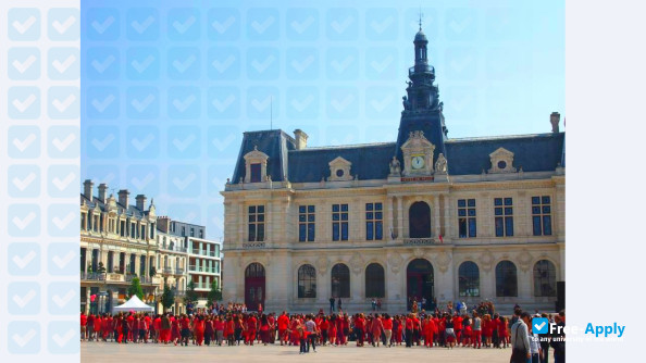 Фотография University of Poitiers