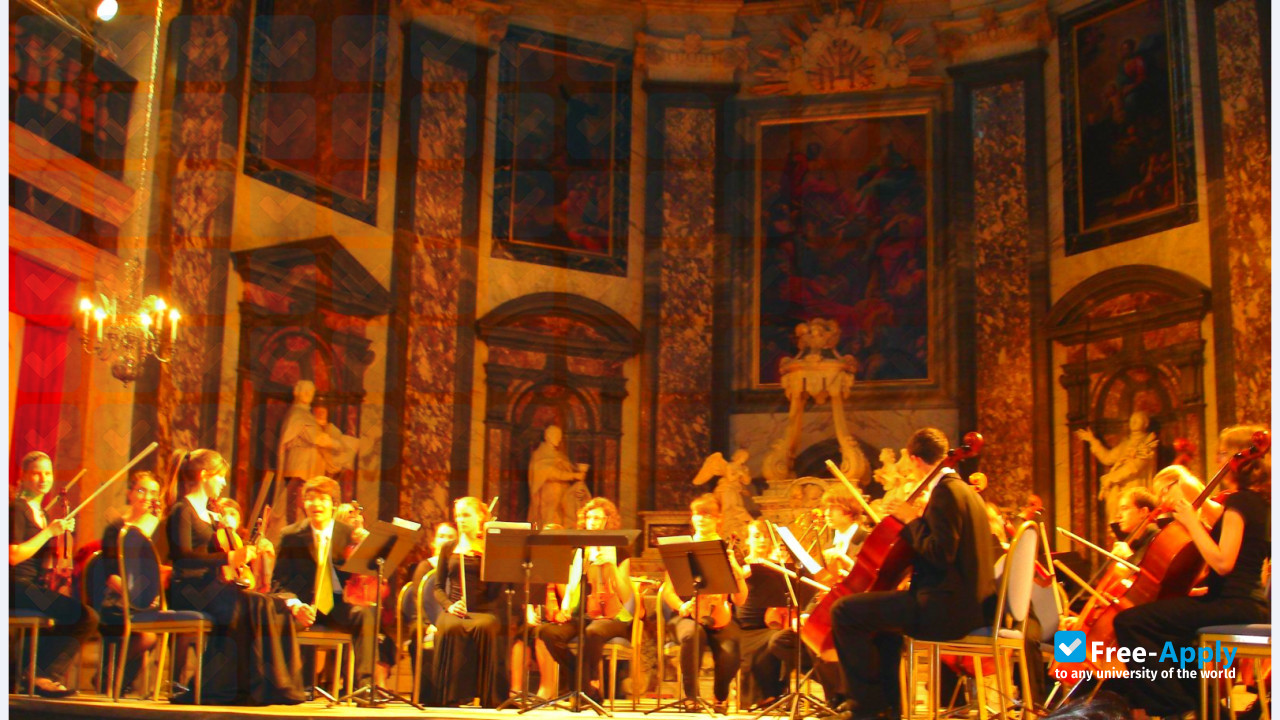 Foto de la Higher National Conservatory of Music and Dance of Lyon