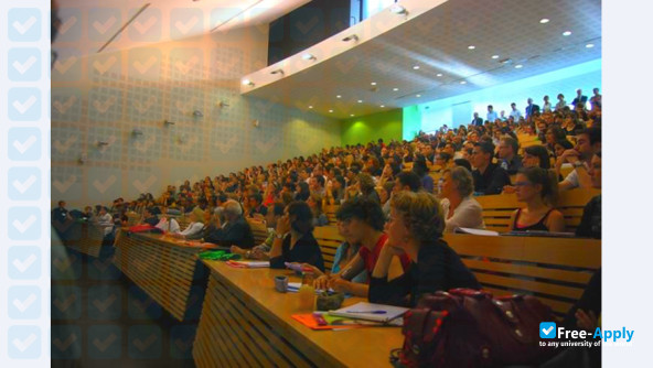 Paris XII Val de Marne University photo #3