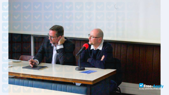 Foto de la Higher School of Journalism of Lille #14