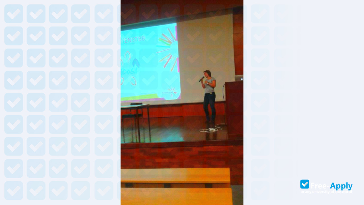 Foto de la School of Technology of Biomolecules of Bordeaux #7