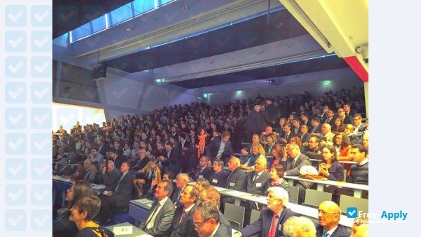 Foto de la School of Engineers in Automatics Electronics Computer Science Telecommunications #2