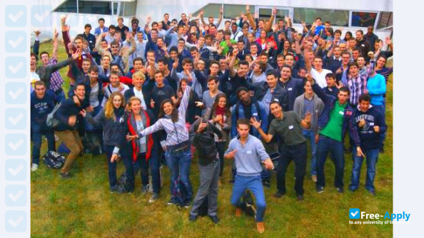 Foto de la ECAM Rennes School of Engineering #4