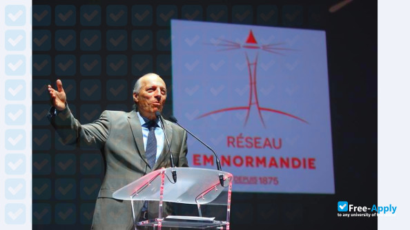 EM Normandie Business School photo #9