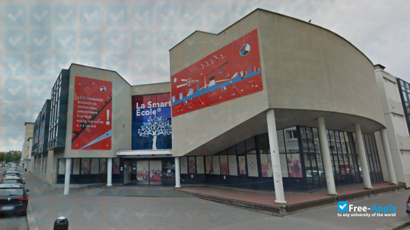 EM Normandie Business School photo #2