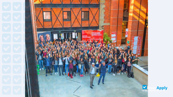EM Strasbourg Business School photo #6