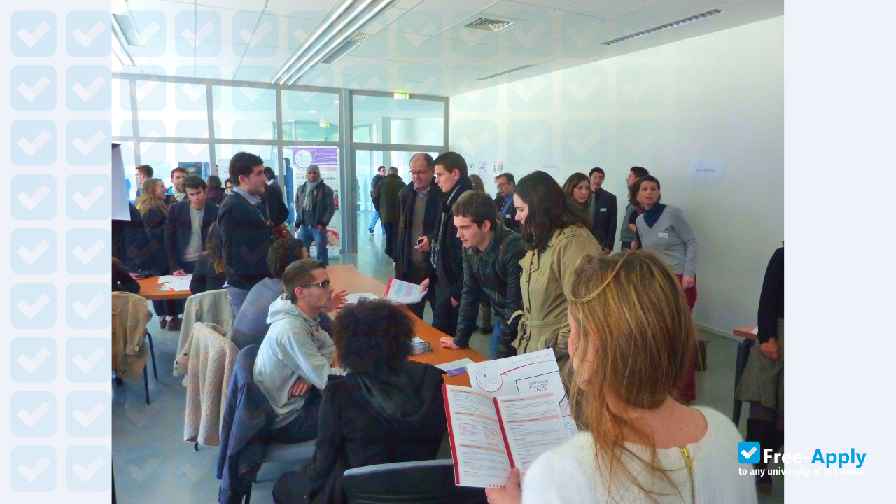 IAE Bordeaux photo #3